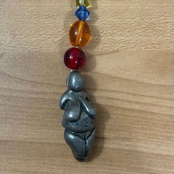 Venus Of Willendorf Pendant Keychain Adult Silver Ancient Mother Goddess Beaded - Picture 1 of 7